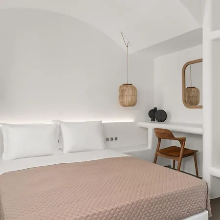 Otel Mr & Mrs White Paros &
