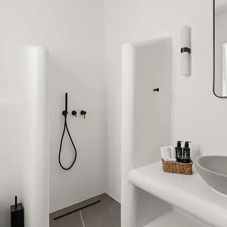 Otel Mr & Mrs White Paros &