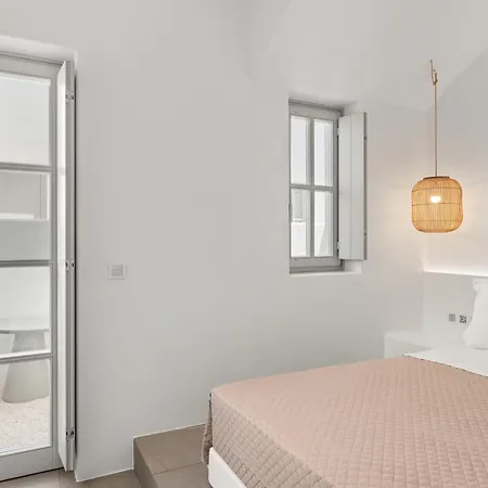 Mr And Mrs White Paros & 4* Nausa