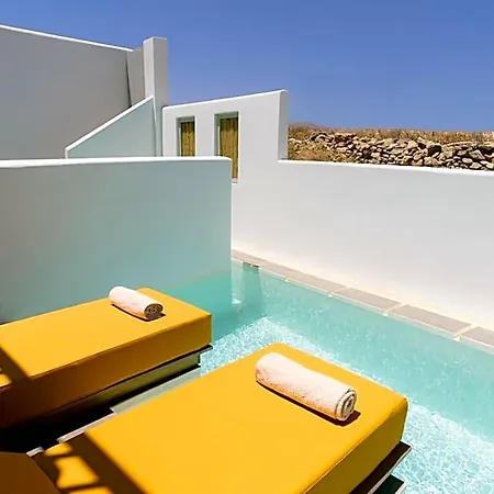 Mr And Mrs White Paros & Hotel